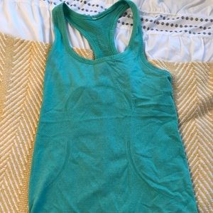 Lulu lemon swiftly tech tank